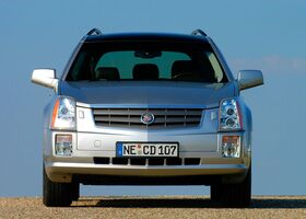 Каділак SRX, Універсал 2004 - н.в. 4.6 i V8 32V RWD