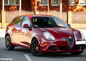 Альфа Ромео Giulietta, об'ємом двигуна 1.37 л та пробігом 156 тис. км за 7106 $, фото 10 на Automoto.ua