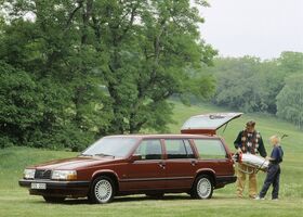 Вольво 940, Універсал 1990 - 1996 Kombi (945) 2.3 i 16V