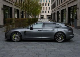 Чорний Порше Panamera, об'ємом двигуна 2.89 л та пробігом 30 тис. км за 102481 $, фото 4 на Automoto.ua