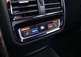 Фольксваген Arteon 2021 у Європі на Automoto.ua Сірий Фольксваген Arteon, об'ємом двигуна 1.4 л та пробігом 197 тис. км за 23835 $, фото 18 на Automoto.ua