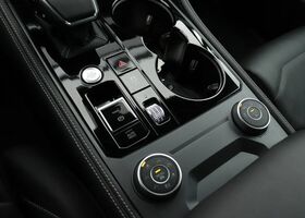 Фольксваген Туарег 2024 у Європі на Automoto.ua Сірий Фольксваген Туарег, об'ємом двигуна 3 л та пробігом 28 тис. км за 96812 $, фото 12 на Automoto.ua