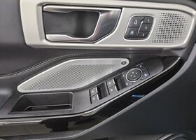 Форд Эксплорер 2021 в Европе на Automoto.ua Черный Форд Эксплорер, объемом двигателя 2.96 л и пробегом 180 тыс. км за 32375 $, фото 9 на Automoto.ua