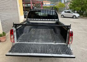 Ніссан Навара 2007 у Європі на Automoto.ua Сірий Ніссан Навара, об'ємом двигуна 2.49 л та пробігом 215 тис. км за 14938 $, фото 6 на Automoto.ua