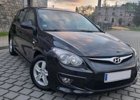 Хендай i30, объемом двигателя 1.4 л и пробегом 119 тыс. км за 5032 $, фото 5 на Automoto.ua