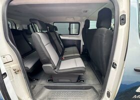 Тойота Proace Verso 2017 у Європі на Automoto.ua Білий Тойота Proace Verso, об'ємом двигуна 1.56 л та пробігом 260 тис. км за 11900 $, фото 13 на Automoto.ua