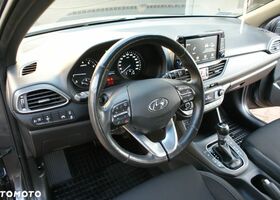 Хендай i30, объемом двигателя 1.35 л и пробегом 201 тыс. км за 11188 $, фото 9 на Automoto.ua