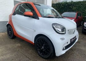 Білий Смарт Fortwo, об'ємом двигуна 1 л та пробігом 74 тис. км за 10753 $, фото 5 на Automoto.ua