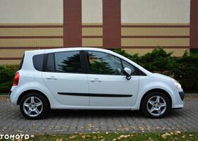 Рено Модус 2009 в Европе на Automoto.ua Белый Рено Модус, объемом двигателя 1 л и пробегом 171 тыс. км за 12800 $, фото 4 на Automoto.ua