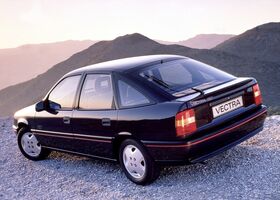 Опель Вектра, Хетчбек 1988 - 1995 A CC 1.6 S