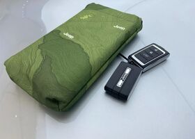 Джип Гранд Чероки 2023 в Европе на Automoto.ua Серый Джип Гранд Чероки, объемом двигателя 2 л и пробегом 29 тыс. км за 65386 $, фото 14 на Automoto.ua