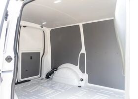 Фольксваген T6.1 Transporter 2024 в Европе на Automoto.ua Белый Фольксваген T6.1 Transporter, объемом двигателя 1.97 л и пробегом 14 тыс. км за 35574 $, фото 4 на Automoto.ua