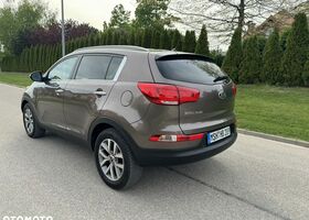 Кіа Sportage, об'ємом двигуна 1.59 л та пробігом 173 тис. км за 10778 $, фото 23 на Automoto.ua