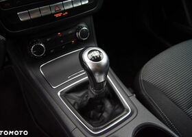 Мерседес Б-клас 2015 у Європі на Automoto.ua Сірий Мерседес Б-клас, об'ємом двигуна 1 л та пробігом 163 тис. км за 9662 $, фото 15 на Automoto.ua