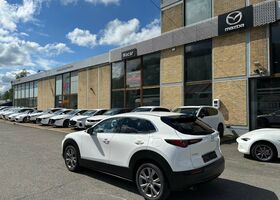 Белый Мазда CX-30, объемом двигателя 2 л и пробегом 70 тыс. км за 23876 $, фото 4 на Automoto.ua