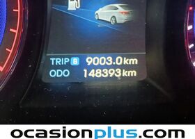 Хендай і40 2013 у Європі на Automoto.ua Чорний Хендай і40, об'ємом двигуна 1.69 л та пробігом 148 тис. км за 11547 $, фото 7 на Automoto.ua