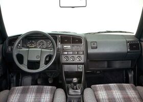 Фольксваген Пассат (все), Седан 1988 - 1996 (B3, B4) 2.0 i 16V MT (136 Hp)