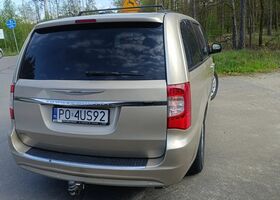 Крайслер Town & Country, об'ємом двигуна 3.61 л та пробігом 267 тис. км за 12657 $, фото 3 на Automoto.ua