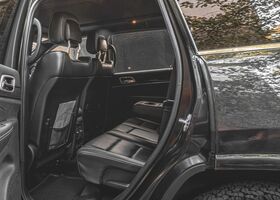 Чорний Джип Grand Cherokee, об'ємом двигуна 2.99 л та пробігом 75 тис. км за 32026 $, фото 5 на Automoto.ua