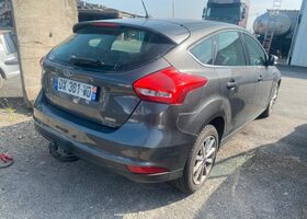Форд Фокус 2015 в Европе на Automoto.ua Серый Форд Фокус, объемом двигателя 1 л и пробегом 130 тыс. км за 3291 $, фото 3 на Automoto.ua
