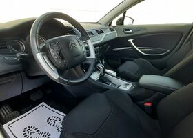 Ситроен С5, объемом двигателя 2 л и пробегом 220 тыс. км за 6890 $, фото 26 на Automoto.ua