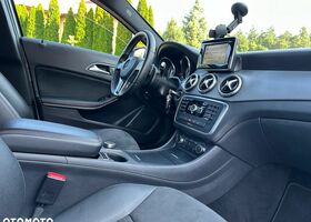 Мерседес ГЛА-Клас 2015 у Європі на Automoto.ua Сірий Мерседес ГЛА-Клас, об'ємом двигуна 1 л та пробігом 177 тис. км за 17434 $, фото 27 на Automoto.ua