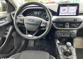 Форд Фокус, объемом двигателя 1.5 л и пробегом 155 тыс. км за 11210 $, фото 6 на Automoto.ua