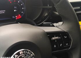 Альфа Ромео Джуниор 2025 в Европе на Automoto.ua Черный Альфа Ромео Джуниор, объемом двигателя 1 л и пробегом 5 тыс. км за 29783 $, фото 14 на Automoto.ua