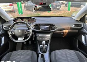 Пежо 308, объемом двигателя 1.6 л и пробегом 121 тыс. км за 6458 $, фото 4 на Automoto.ua