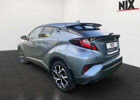 Серый Тойота C-HR, объемом двигателя 1.8 л и пробегом 46 тыс. км за 28341 $, фото 1 на Automoto.ua