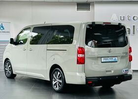 Тойота Proace Verso 2018 в Европе на Automoto.ua Тойота Proace Verso, объемом двигателя 2 л и пробегом 106 тыс. км за 42950 $, фото 3 на Automoto.ua