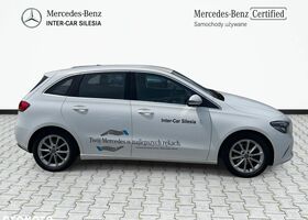 Мерседес Б-класс 2019 в Европе на Automoto.ua Белый Мерседес Б-класс, объемом двигателя 1 л и пробегом 72 тыс. км за 24189 $, фото 3 на Automoto.ua