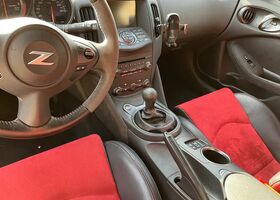 Ніссан 370 З 2016 у Європі на Automoto.ua Білий Ніссан 370 З, об'ємом двигуна 3.7 л та пробігом 67 тис. км за 51316 $, фото 12 на Automoto.ua