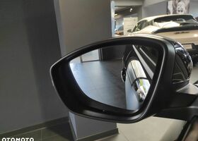 Альфа Ромео Джуниор 2025 в Европе на Automoto.ua Черный Альфа Ромео Джуниор, объемом двигателя 1 л и пробегом 6 тыс. км за 33681 $, фото 29 на Automoto.ua