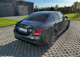 Мерседес Ц-Клас 2015 у Європі на Automoto.ua Мерседес Ц-Клас, об'ємом двигуна 2.14 л та пробігом 189 тис. км за 79500 $, фото 3 на Automoto.ua