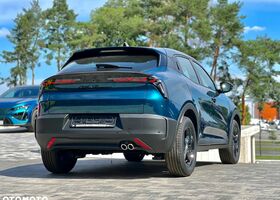 Альфа Ромео Джуниор 2025 в Европе на Automoto.ua Синий Альфа Ромео Джуниор, объемом двигателя 1 л и пробегом 2 тыс. км за 31453 $, фото 4 на Automoto.ua