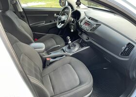 Киа Sportage, объемом двигателя 1.69 л и пробегом 223 тыс. км за 8186 $, фото 29 на Automoto.ua