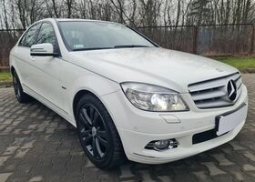 Мерседес Ц-Класс 2009 в Европе на Automoto.ua Белый Мерседес Ц-Класс, объемом двигателя 1 л и пробегом 213 тыс. км за 37900 $, фото 28 на Automoto.ua