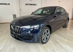 Мазераті Леванте 2018 у Європі на Automoto.ua Синій Мазераті Леванте, об'ємом двигуна 2.99 л та пробігом 145 тис. км за 30999 $, фото 1 на Automoto.ua