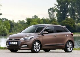 Hyundai i20 2016 на тест-драйве, фото 2