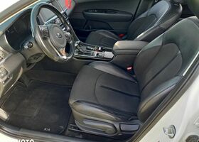 Киа Оптима, объемом двигателя 1.69 л и пробегом 212 тыс. км за 9935 $, фото 9 на Automoto.ua