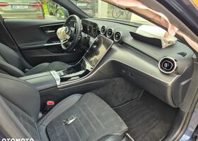 Мерседес Ц-Клас 2023 у Європі на Automoto.ua Синій Мерседес Ц-Клас, об'ємом двигуна 1 л та пробігом 32 тис. км за 23366 $, фото 20 на Automoto.ua