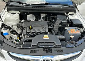 Хендай i30, объемом двигателя 1.4 л и пробегом 155 тыс. км за 4730 $, фото 18 на Automoto.ua