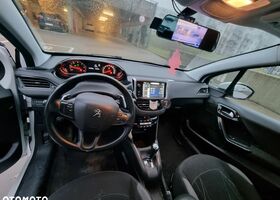 Пежо 208, объемом двигателя 1.4 л и пробегом 184 тыс. км за 5616 $, фото 6 на Automoto.ua