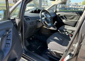 Тойота Версо 2015 у Європі на Automoto.ua Чорний Тойота Версо, об'ємом двигуна 1.6 л та пробігом 175 тис. км за 10025 $, фото 8 на Automoto.ua