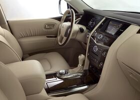 Инфинити КХ, Внедорожник / Кроссовер 2010 - н.в. 5,6 i V8 4WD (405 Hp)