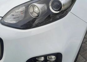 Киа Sportage, объемом двигателя 1.59 л и пробегом 130 тыс. км за 15724 $, фото 6 на Automoto.ua