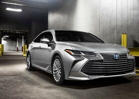 Toyota Avalon 2018 на тест-драйве, фото 6