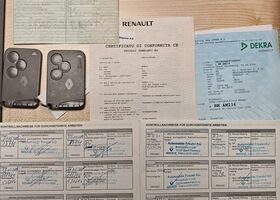 Рено Гранд Эспейс 2012 в Европе на Automoto.ua Серебряный Рено Гранд Эспейс, объемом двигателя 2 л и пробегом 257 тыс. км за 4590 $, фото 27 на Automoto.ua