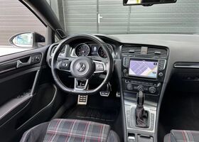 Фольксваген Гольф ГТІ 2013 у Європі на Automoto.ua Сірий Фольксваген Гольф ГТІ, об'ємом двигуна 1.98 л та пробігом 191 тис. км за 17490 $, фото 10 на Automoto.ua